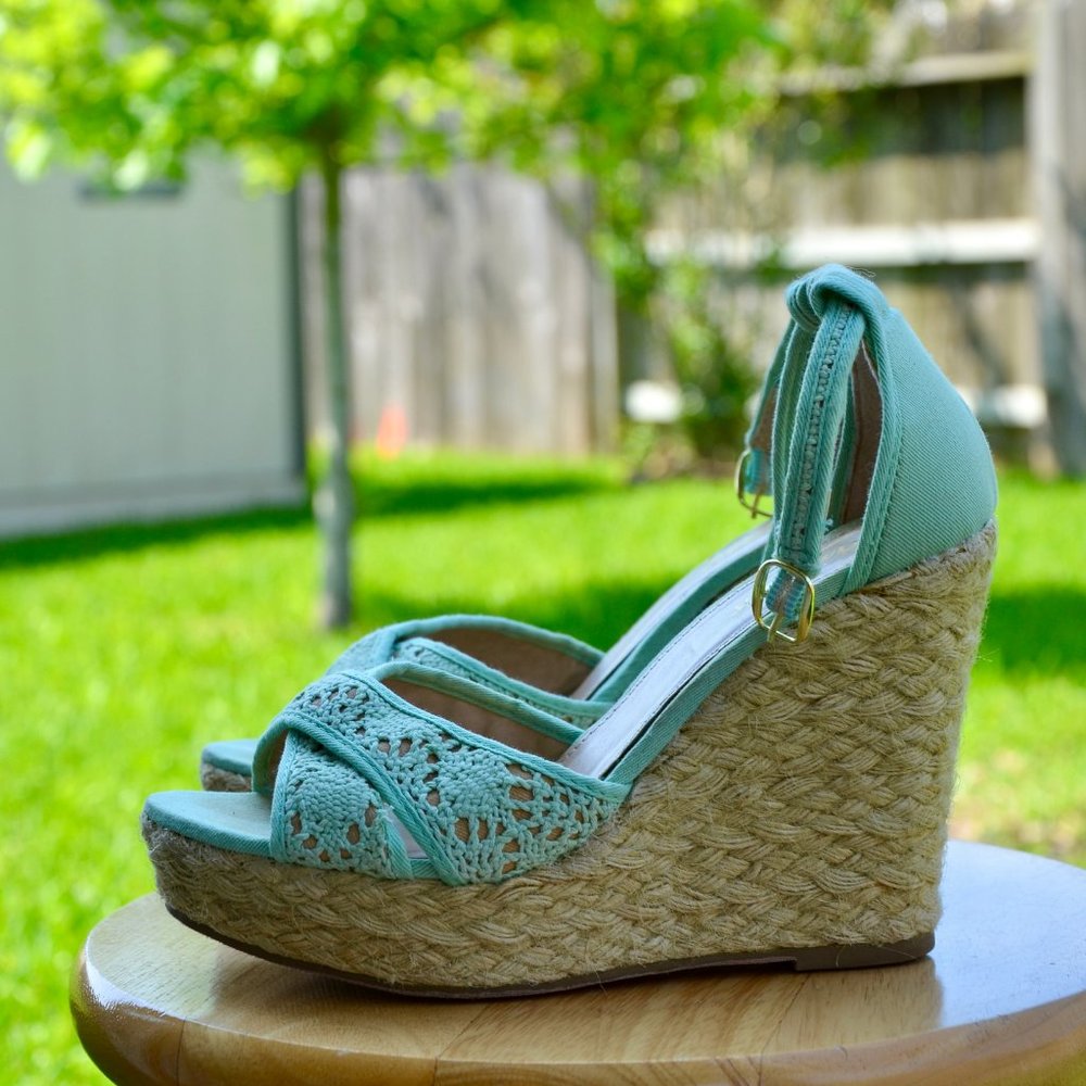 SUMMER HEELS